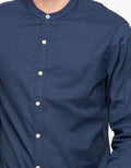 Triple Kemeja Lengan Panjang Slim Fit