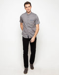 Triple Kemeja Lengan Pendek Slim Fit