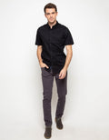 Triple Kemeja Lengan Pendek Slim Fit