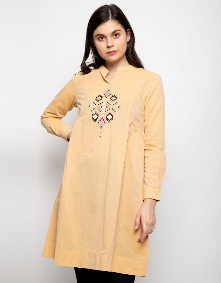 Triset Blus Detail Bordir Etnik