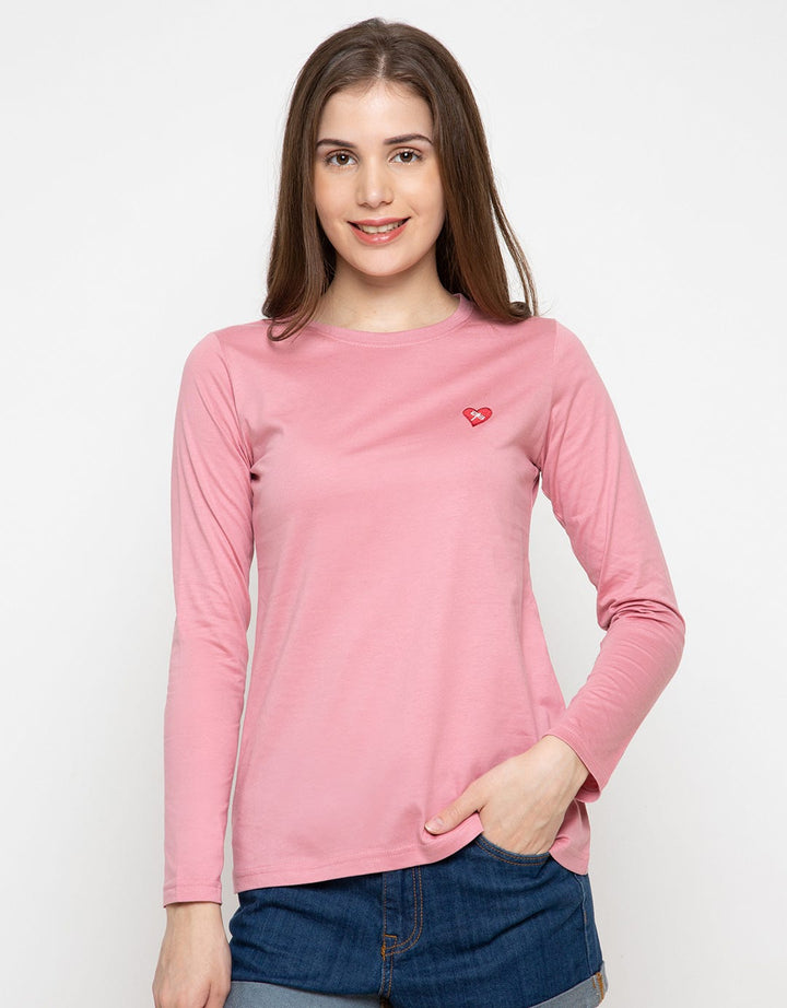 TRISET T-shirt Brand Embroidery Details