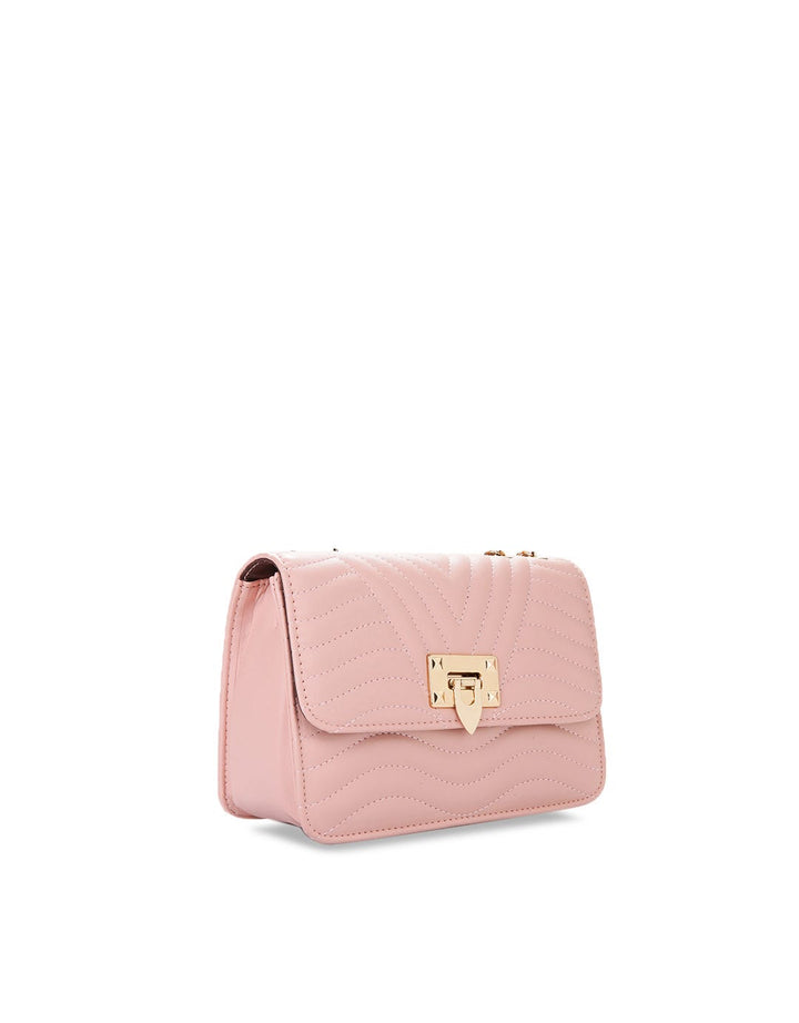 Huer Fersa Quilted Flap Sling Bag