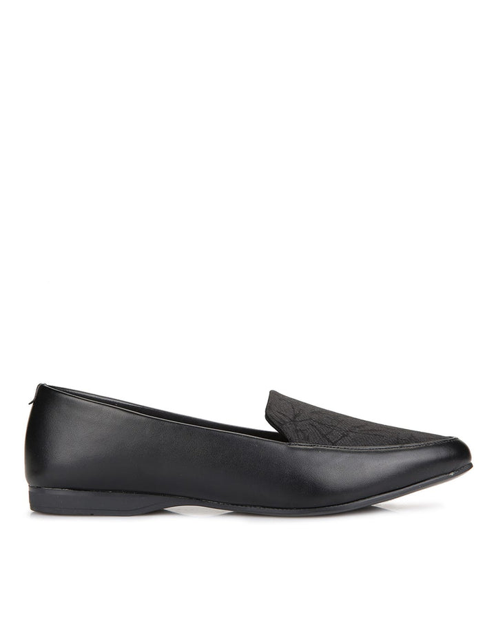 Connexion Moccasin Shoes Chic