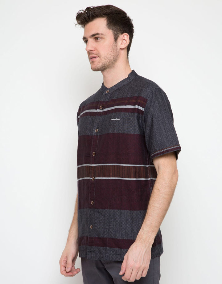Cardinal Casual Men Kemeja Koko Cotton