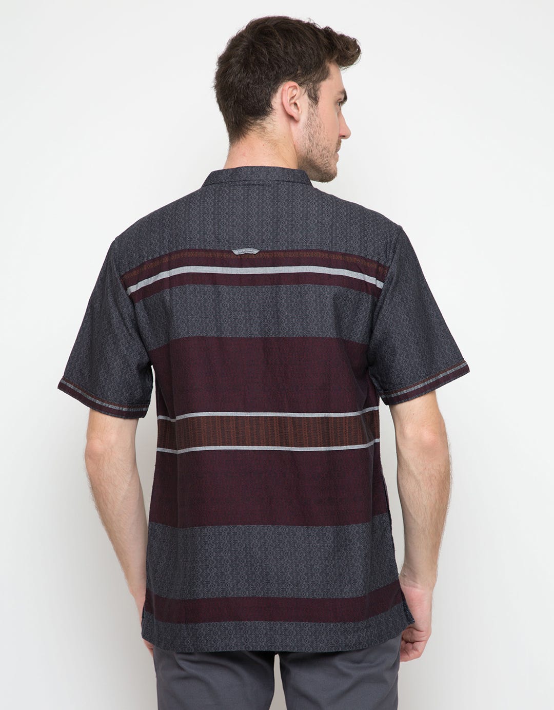 Cardinal Casual Men Kemeja Koko Cotton