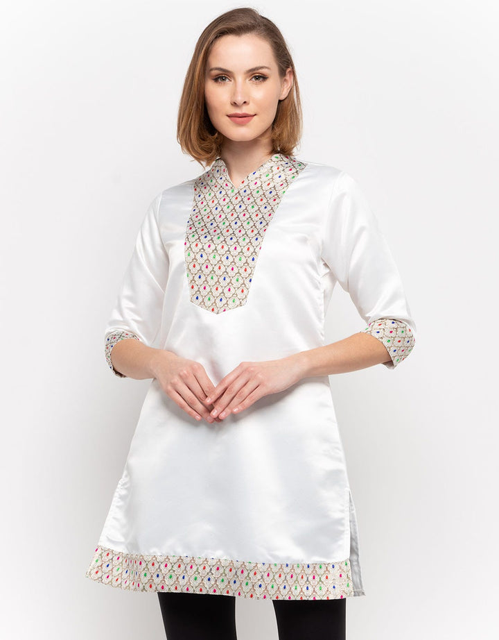 Chanira Ariana Tunic