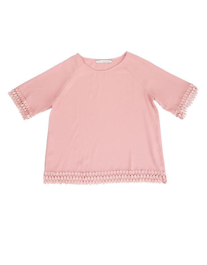 Minimal Raglan Blouse With Lace