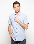 Triple Kemeja Lengan Pendek Slim Fit