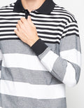 Hassenda Striped T-Shirt