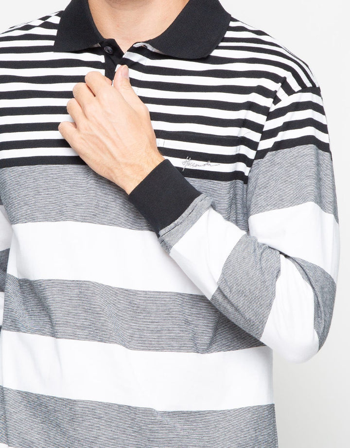 Hassenda Striped T-Shirt