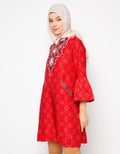 Arjuna Weda Tunik Batik Sentadu Kembang