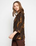 Arjuna Weda Blouse Batik Background Truntum