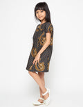 Arjuna Weda Girl Batik Latar Truntum