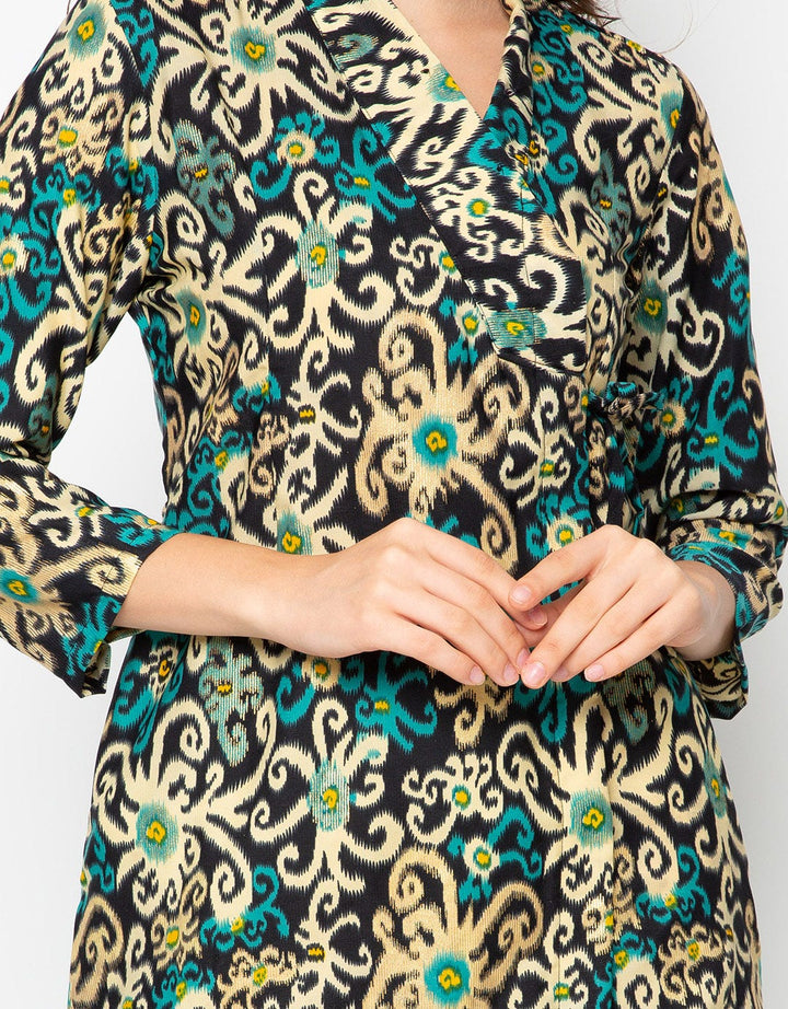 Adikusuma Batik Blouse with Cumikan