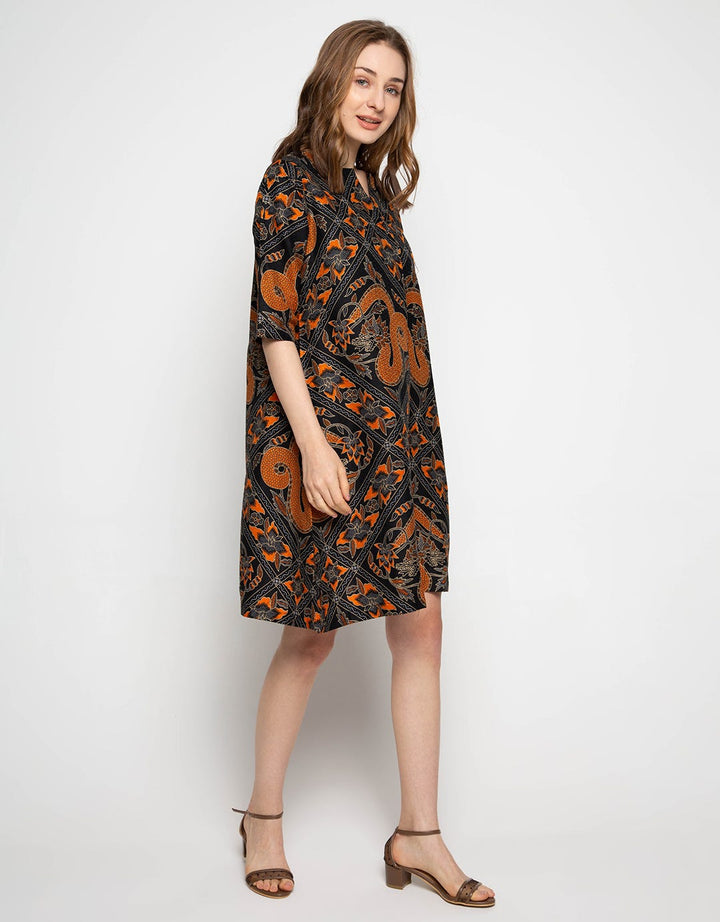 Puricia Slit Collar Dress Batik