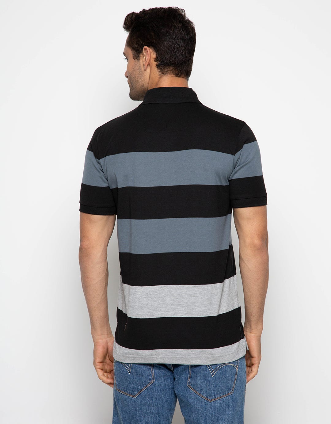 Oto Ono Kaos Motif Salur