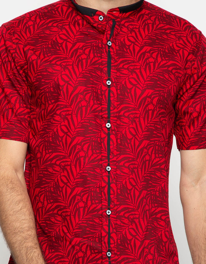 Izzue Leaf Motif Kemeja Pria
