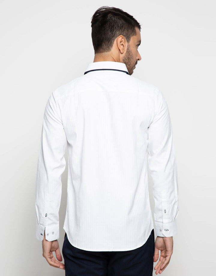 Izzue Chest Pocket Long Sleeve Shirt