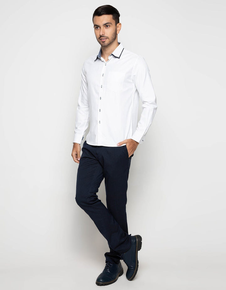 Izzue Chest Pocket Long Sleeve Shirt