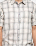 Watchout Casual Short Sleeve Motif Kotak