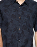 Watchout Casual Leaf Motif Short Sleeve Shirt