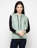Nevada Cut Sewb Sweater Wanita