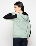 Nevada Cut Sewb Sweater Wanita