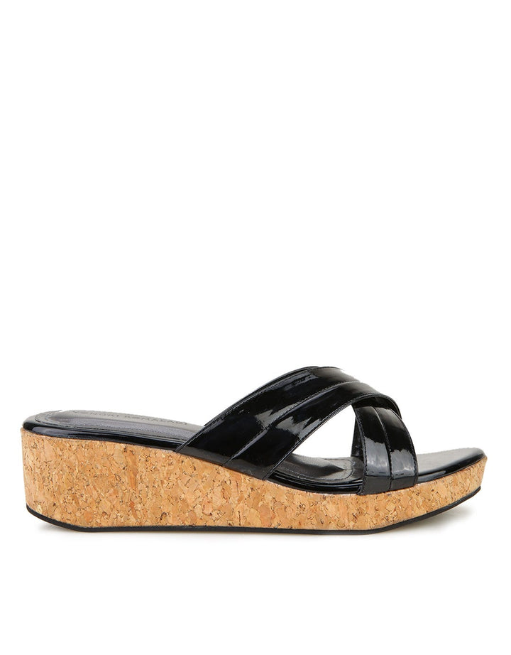 Yongki Komaladi Dinda Wedges