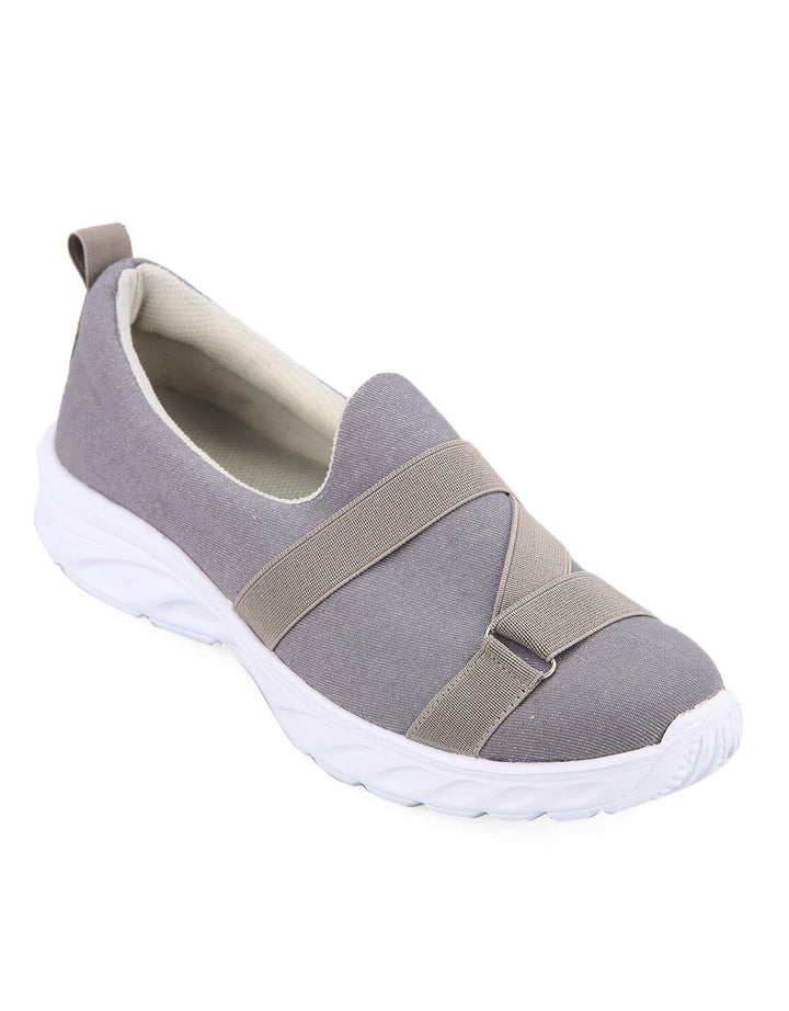 Yongki Komaladi Sneakers Theresa