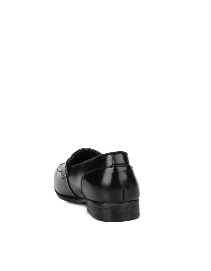 Yongki Komaladi Vant Sepatu Formal